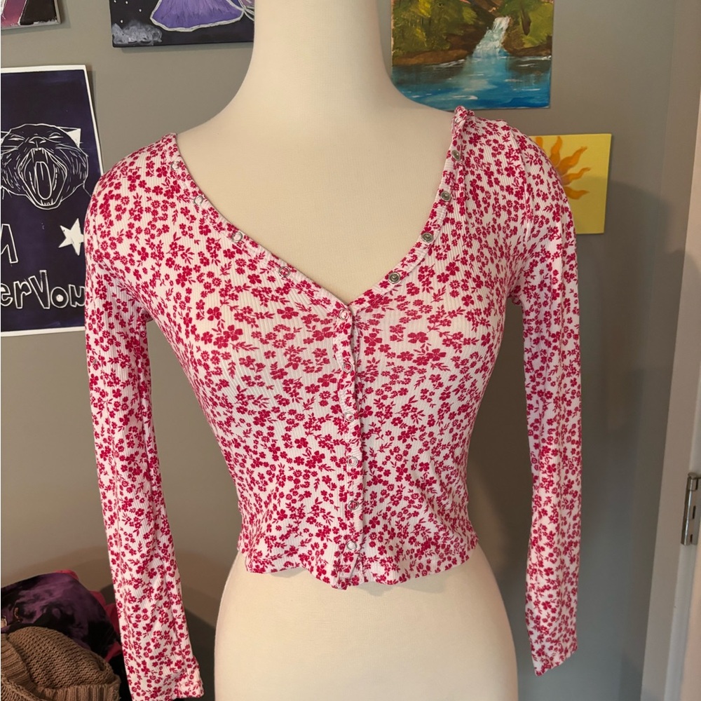 floral button up top